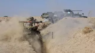 Совместное развертывание войск отработали военные Казахстана и Узбекистана