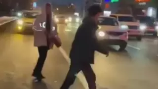 "Что-то очень жарко": парней накажут за пранк с огнетушителем в Алматы