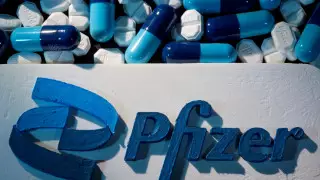 Сотрудницу Pfizer обвинили в краже секретов компании