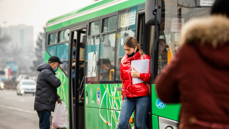 Стоимость проезда в автобусах Алматы могут повысить