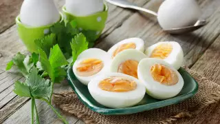 Назван дешевый продукт для улучшения пищеварения