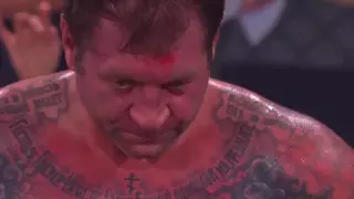 Появилось полное видео боя, в котором Емельяненко "задушили" в первом раунде