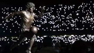 Памятник Марадоне появился в Италии