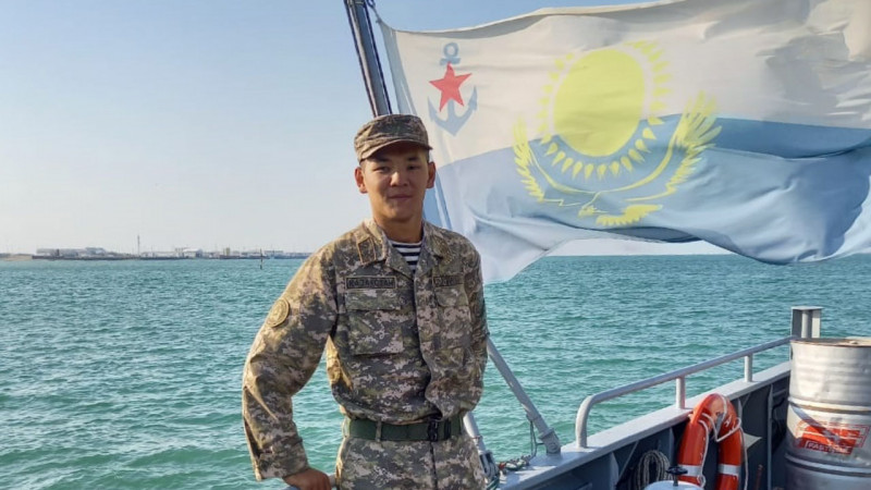 Кызылординский солдат, вернувшийся из армии невменяемым, начал узнавать родных