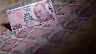 Турецкая лира продолжает падать
