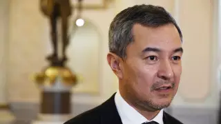 Ақан Сатаев Альмира Тұрсынмен ара-қатынасы туралы қауесетке жауап берді