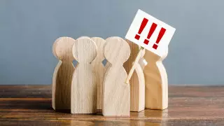 О чем говорит употребление мата, рассказал психолог