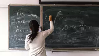 "Зарплату учителям сократят на 30 процентов": рассылку прокомментировали в МОН