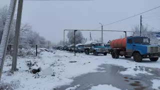 Владельцы машин-ассенизаторов забастовали в Уральске