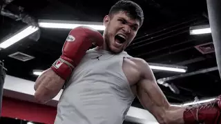 Казахстанский боксер из команды Головкина получил бой против мексиканца с 26 победами