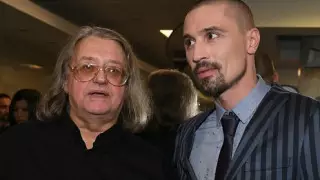 Билан показал засыпанную снегом могилу Градского