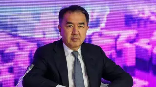 "Последствия еще есть". Аким Алматы рассказал о лечении ангины