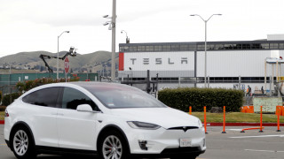Власти США порекомендовали Tesla заменить камеры в электромобилях