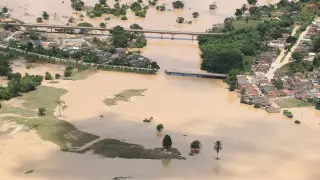 Бразилия борется с последствиями сильнейшего наводнения