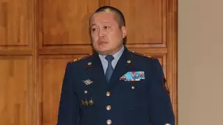 СМИ выяснили, чем занимается генерал Абисатов после скандального увольнения