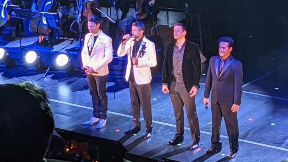 Карлос Марин (крайний справа) в последний раз вышел на сцену в начале декабря. © instagram/ildivo