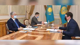 Глава "Самрук-Казына" отчитался Токаеву о результатах фонда