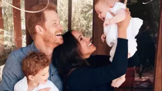 Меган Маркл и принц Гарри впервые показали свою дочь