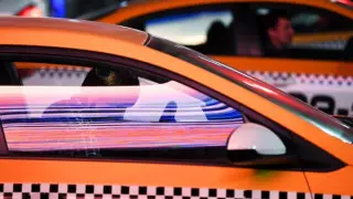 Казахстанским госслужащим разрешат таксовать