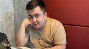 TikTok-та 21 жастағы мұғалім шетелдіктерге қазақ тілін оқытып жүр
