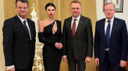 Помощницу украинского замминистра осудили за откровенный наряд