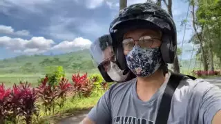 "Черепахи и вулканы". Как казахстанцы 9 дней ездили на мопеде по острову Ява