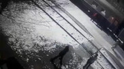 Астанчанка едва не попала под поезд 1 января