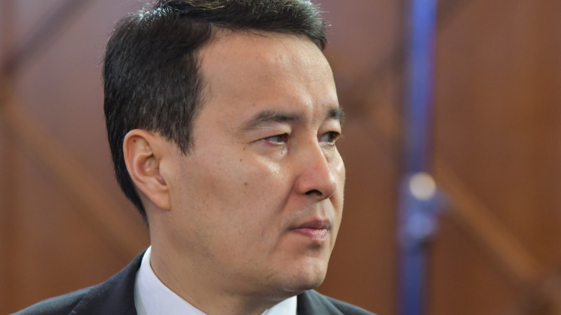 Алихан Смаилов назначен и. о. премьер-министра Казахстана: 05 января 2022,  07:29 - новости на Tengrinews.kz
