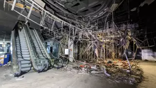 "Выносили и мародеры, и жители близлежащих домов". Как выглядят ТЦ Алматы после погромов