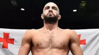 Грузинский "ниндзя" впервые проиграл в UFC после семи побед подряд