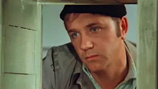 Сын рассказал о состоянии лежащего в реанимации Леонида Куравлева