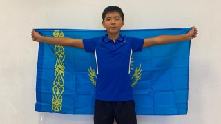 Казахстанский теннисист удерживает лидерство в чемпионской гонке "Мастерса"