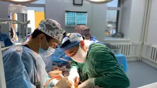 Женщину с гигантским паразитом прооперировали в Алматы. Что такое альвеококкоз печени