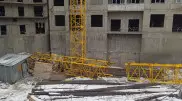 Кран упал на стройке в Алматы, есть погибший