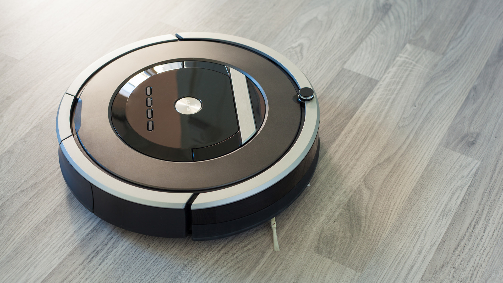 Robot vacuum. Робот пылесос на ламинате. Робот пылесос подкладка для ламината. Пылесос робот на Светлом ламинате. Пленка на ламинат робот пылесос.