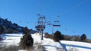 Люди застряли на канатной дороге из-за блэкаута в Узбекистане