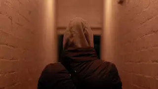 "Накинул изоленту на шею и повалил". Мужчина напал на школьницу в Усть-Каменогорске