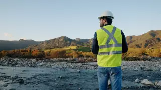 Премьер Смаилов поручил ускорить ревизию сферы недропользования