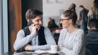 Сколько тратят казахстанцы на свидания - опрос