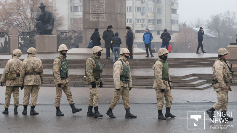 В беспорядках в Алматы пострадали 130 курсантов Минобороны