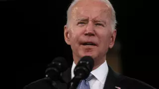 Байден призвал всех американцев немедленно покинуть Украину