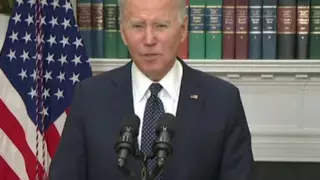 Байден снова заявил о готовности России атаковать Украину