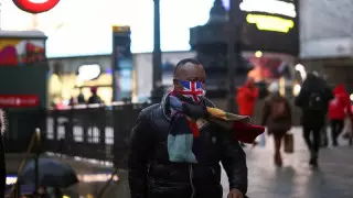 Великобритания отменит большинство COVID-ограничений - СМИ