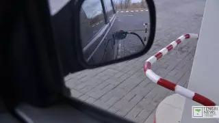 Кражу зеркала с автомобиля главы банка раскрыли в Алматы