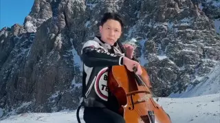 Виолончелист сыграл песню Linkin Park в горах Алматы и восхитил подписчиков