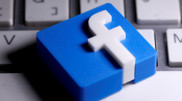 Доступ к Facebook начали ограничивать в России