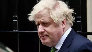 Премьер-министр Великобритании призвал к миру на русском и украинском языках