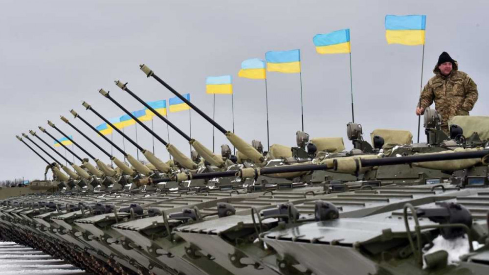 ЕС предоставит летальное оружие Украине на полмиллиарда долларов