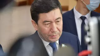 Спикер Мажилиса Кошанов: Украина и Россия - наши братские страны