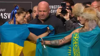 Агапова провела дуэль взглядов с принципиальной соперницей накануне боя в UFC